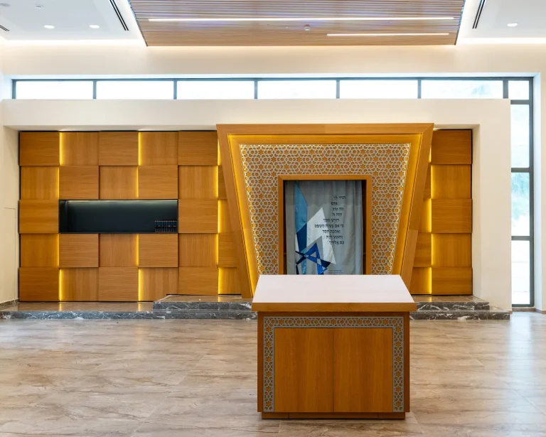 ריקי גרוזמן - עיצוב פנים ואדריכלות בתי כנסת-Synagogue,Aron Kodesh,Holy Ark,shul-פרויקט בית הצור והצוהר